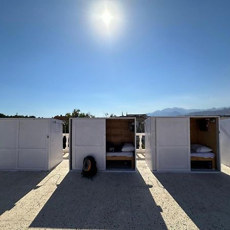 Nautilus Capsules Hostel Dahab Exterior photo