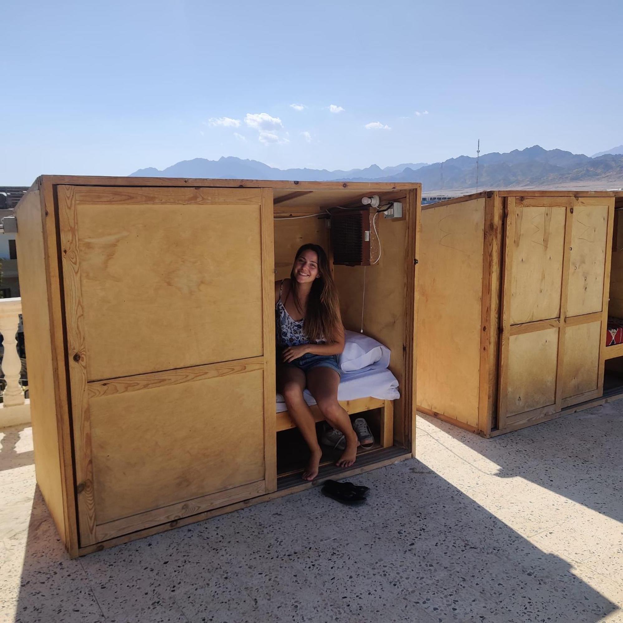 Nautilus Capsules Hostel Dahab Exterior photo